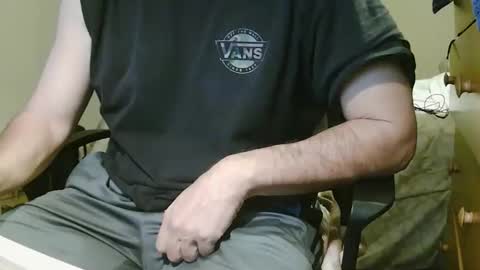 Snapshot of stevo69697 chatting on October 29, 2025, 4:48 am Chillguy online show from October 29, 2025, 4:48 am