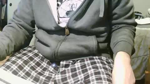 Snapshot of stevo69697 chatting on February 8, 2026, 4:32 pm Chillguy online show from February 8, 2026, 4:32 pm