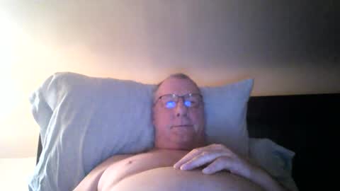 Snapshot of stew1014 chatting on January 10, 2025, 9:44 am bobby online show from January 10, 2025, 9:44 am