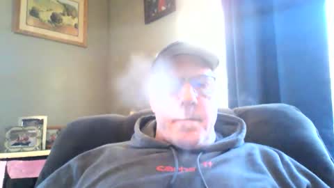 Snapshot of stew1014 chatting on January 17, 2025, 2:07 pm bobby online show from January 17, 2025, 2:07 pm