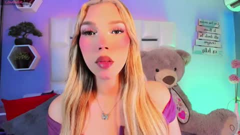 Snapshot of steyseequeen chatting on October 8, 2025, 8:01 am Steisee Reyes online show from October 8, 2025, 8:01 am