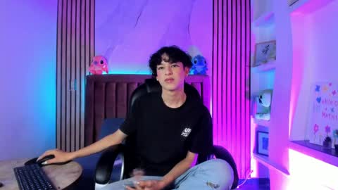 Sthepano  online show from March 27, 2026, 3:34 am