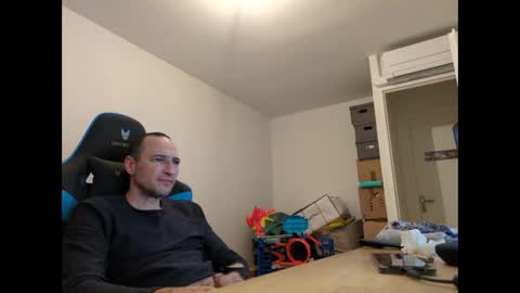 stickolive1 online show from February 22, 2026, 10:41 pm