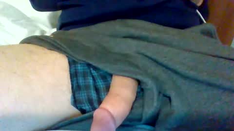 Snapshot of stickylittletoes chatting on April 17, 2026, 3:26 pm Wakeandbaked online show from April 17, 2026, 3:26 pm