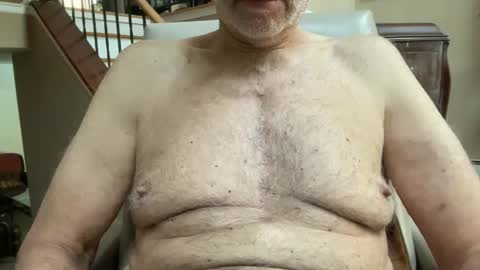 Snapshot of stillbad2 chatting on December 27, 2024, 3:04 pm Stillbad2 online show from December 27, 2024, 3:04 pm