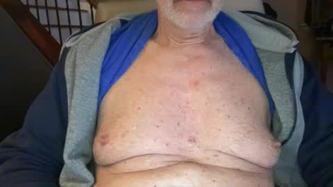 Snapshot of stillbad2 chatting on February 20, 2025, 10:59 pm Stillbad2 online show from February 20, 2025, 10:59 pm