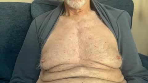 Snapshot of stillbad2 chatting on December 16, 2025, 4:56 pm Stillbad2 online show from December 16, 2025, 4:56 pm