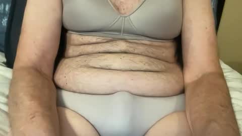 Snapshot of stillbad2 chatting on January 9, 2026, 6:10 pm Stillbad2 online show from January 9, 2026, 6:10 pm