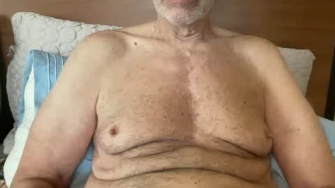 Snapshot of stillbad2 chatting on March 31, 2026, 1:55 pm Stillbad2 online show from March 31, 2026, 1:55 pm