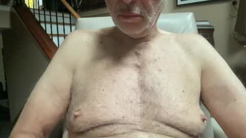 Snapshot of stillbad2 chatting on April 2, 2026, 1:42 pm Stillbad2 online show from April 2, 2026, 1:42 pm