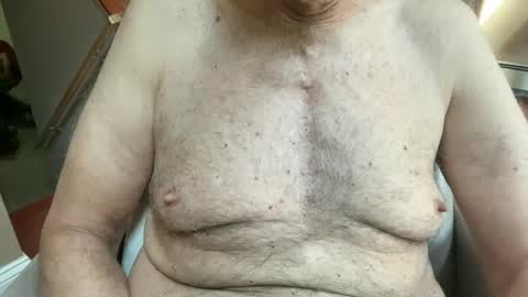 Snapshot of stillbad2 chatting on April 14, 2026, 1:39 pm Stillbad2 online show from April 14, 2026, 1:39 pm