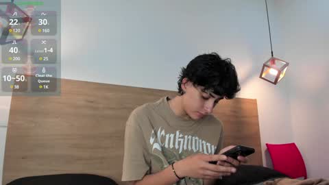 stivenbenet1 online show from January 7, 2025, 12:41 pm