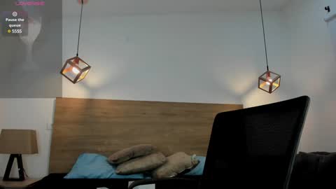 stivenbenet1 online show from February 4, 2025, 1:06 pm