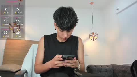 stivenbenet1 online show from February 22, 2025, 12:51 pm