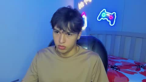 Stiwen online show from October 6, 2025, 1:08 pm