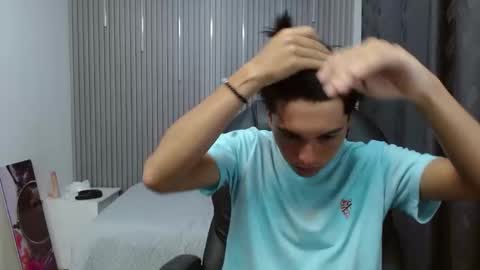 Snapshot of stiwentwink chatting on March 3, 2026, 12:55 pm Stiwen online show from March 3, 2026, 12:55 pm