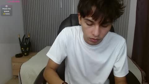 Stiwen online show from March 31, 2026, 3:12 pm