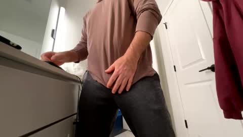 stlhotwifeguy online show from December 21, 2025, 8:05 pm