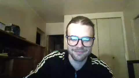 stockingsnfeet online show from December 16, 2024, 12:26 am