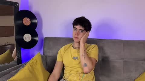 Snapshot of stolas_ying chatting on February 27, 2026, 12:32 am Stolas online show from February 27, 2026, 12:32 am