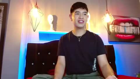 Axel online show from June 11, 2026, 8:07 pm