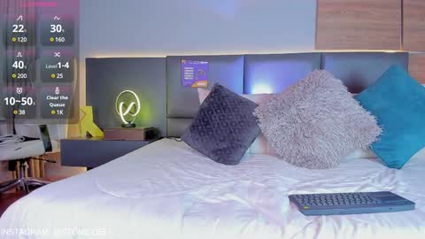 Stone Lee  online show from January 12, 2025, 7:00 am