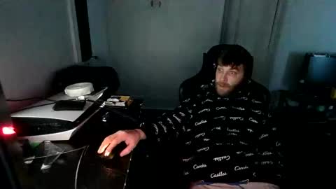 stonedpanda77 online show from January 8, 2026, 9:28 pm