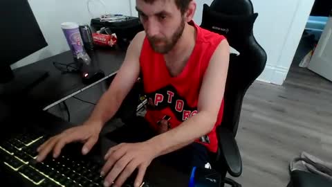 stonedpanda77 online show from July 16, 2026, 9:54 pm