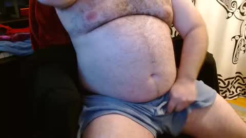 Stonerbear42 online show from December 17, 2025, 9:43 pm