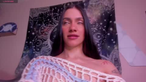 Liz online show from December 1, 2024, 11:25 pm