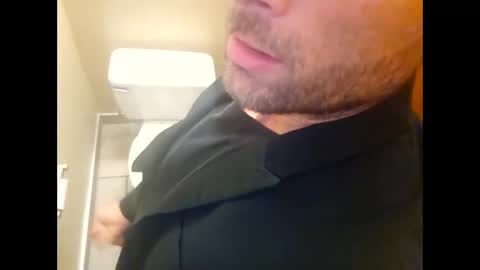 stopshottttt online show from October 27, 2025, 5:17 pm