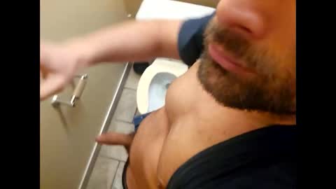 stopshottttt online show from April 17, 2026, 1:47 pm