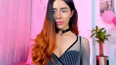 Snapshot of stormirusso chatting on February 5, 2025, 2:51 am Mar online show from February 5, 2025, 2:51 am