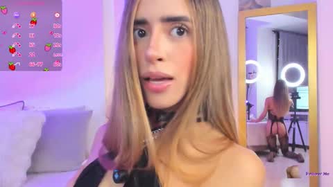 Snapshot of stormirusso chatting on October 5, 2025, 1:48 am Mar online show from October 5, 2025, 1:48 am