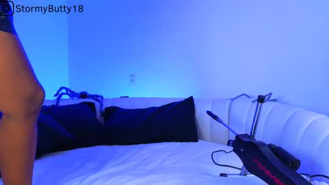   online show from December 9, 2024, 4:45 am