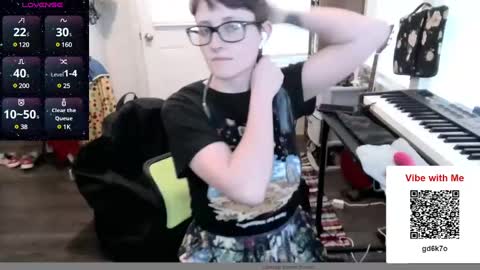 Snapshot of stormythunder chatting on December 1, 2024, 10:21 pm Stormythunder online show from December 1, 2024, 10:21 pm