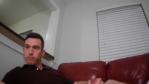 Snapshot of str8stuntcox chatting on February 16, 2025, 5:37 am Str8StuntCox online show from February 16, 2025, 5:37 am
