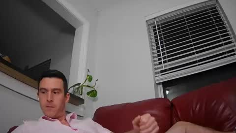 Snapshot of str8stuntcox chatting on October 1, 2025, 1:44 am Str8StuntCox online show from October 1, 2025, 1:44 am