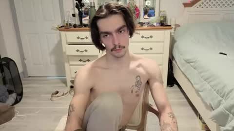 str8whiteboy21 online show from December 4, 2025, 8:39 pm