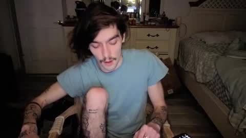 str8whiteboy21 online show from February 10, 2026, 5:11 am