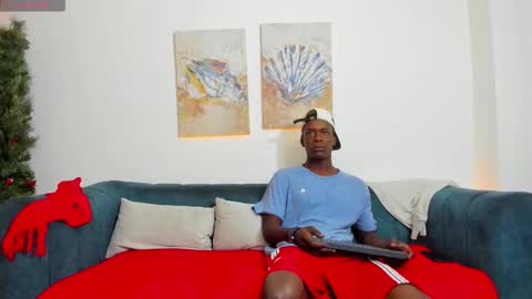 straight__friends online show from February 18, 2026, 2:24 pm