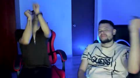 straight_boys_hornys online show from December 14, 2025, 11:26 am