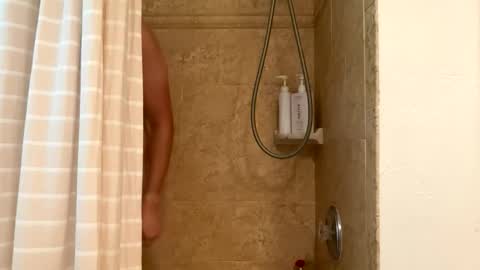 Gray Rhodes online show from April 19, 2026, 9:28 pm