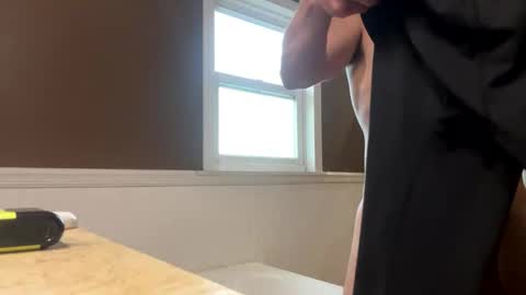 Snapshot of straightishd chatting on November 3, 2025, 1:23 pm Cowboy Zuhly online show from November 3, 2025, 1:23 pm