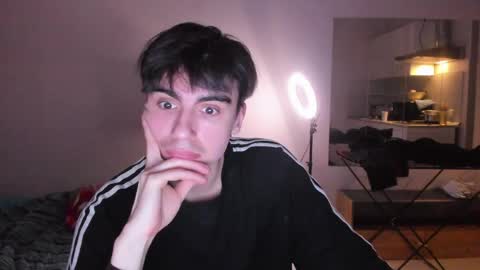 Ray online show from April 2, 2026, 9:12 pm