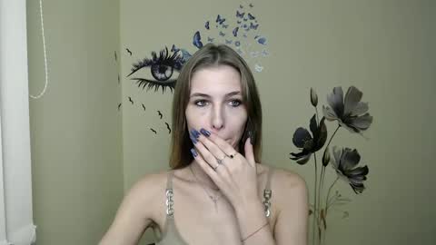 Snapshot of stranger_giirl chatting on December 4, 2024, 1:09 pm Amalia online show from December 4, 2024, 1:09 pm