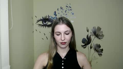 Snapshot of stranger_giirl chatting on December 5, 2024, 4:23 pm Amalia online show from December 5, 2024, 4:23 pm