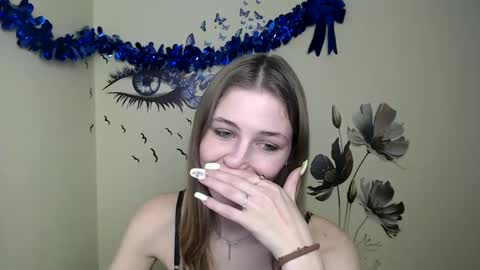 Snapshot of stranger_giirl chatting on January 9, 2025, 9:59 am Amalia online show from January 9, 2025, 9:59 am