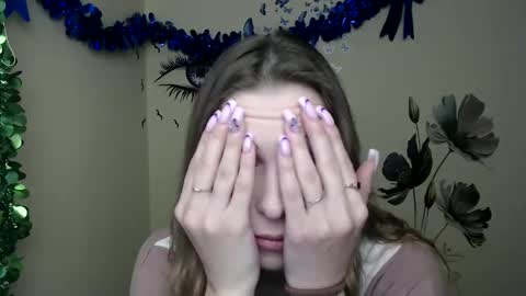 Snapshot of stranger_giirl chatting on January 19, 2025, 1:01 pm Amalia online show from January 19, 2025, 1:01 pm