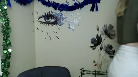 Snapshot of stranger_giirl chatting on February 25, 2025, 4:00 pm Amalia online show from February 25, 2025, 4:00 pm